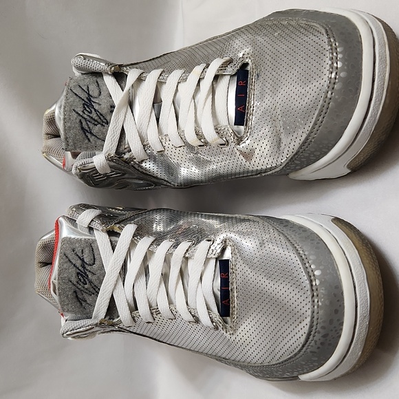 Nike Flight Squad QS Metallic Silver sneakers (mens size 10) - Picture 3 of 16